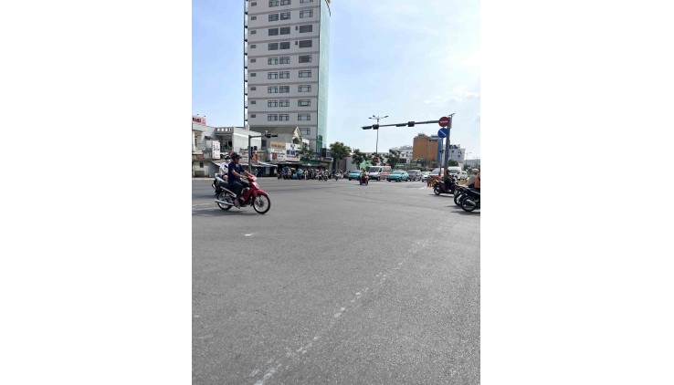 Bán Đất Thổ Cư Ngộp Khu Vip Bên Sông Hiệp Bình Chánh Thủ Đức Đường 10m  100m2_4.5*22 chỉ 9.2 tỷ Cực Hiếm